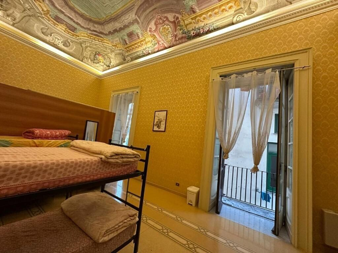 Bedroom 2, Salerno Experience HOSTEL, Salerno