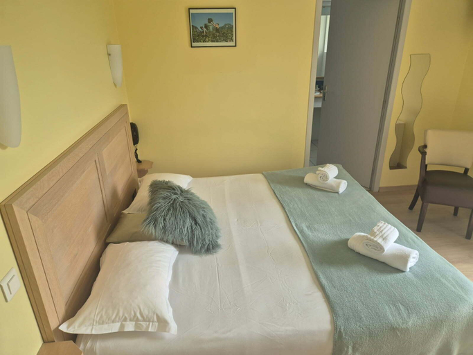 Bedroom 3, L'instant Mont le Viaur, Aveyron