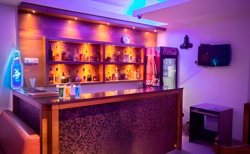 Others 4, Kings Crown Hotel Salt Lake, North 24 Parganas