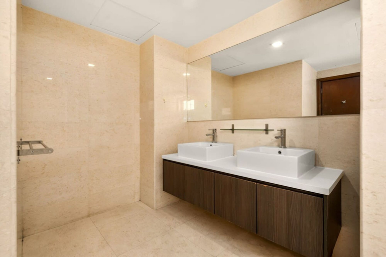 Bathroom 5, Regalia Residence KL Infinity Pool, Kuala Lumpur