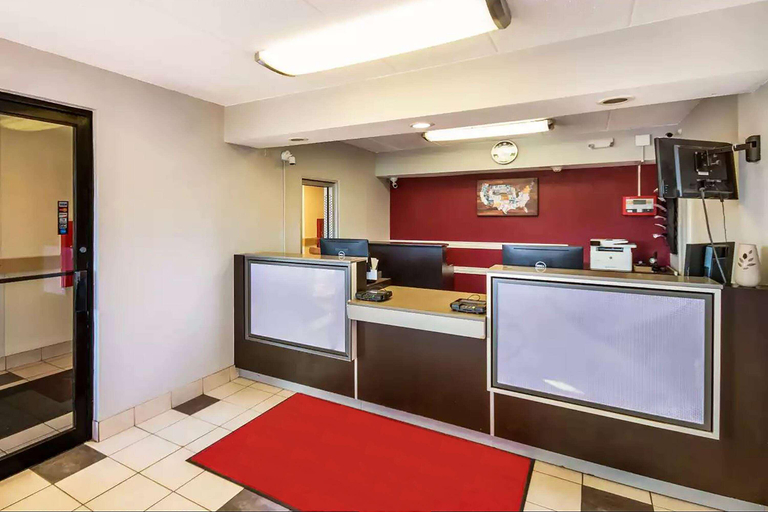 Public Area 3, Days Inn by Wyndham Charleston WV, Kanawha