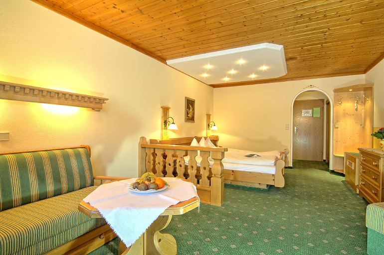 Bedroom, Hotel Bergheimat, Berchtesgadener Land