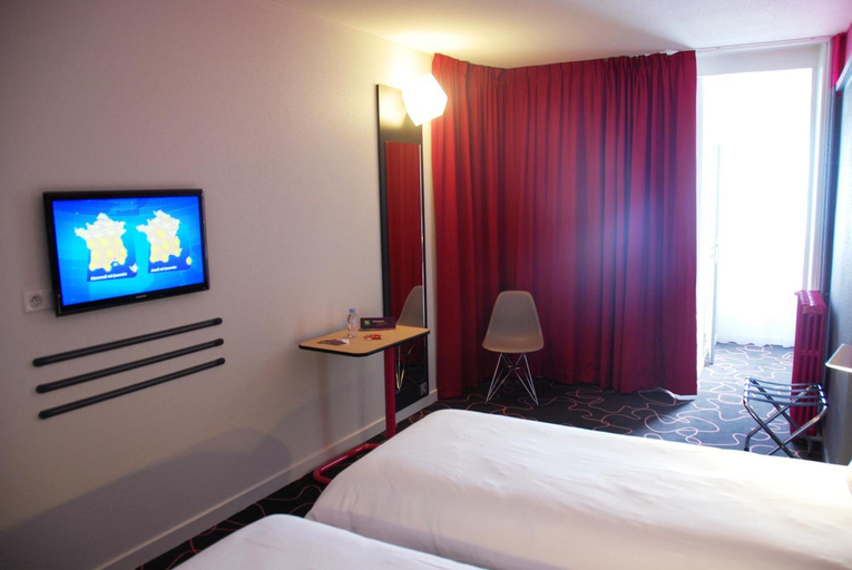 Bedroom, ibis Styles Roanne Centre Gare, Loire