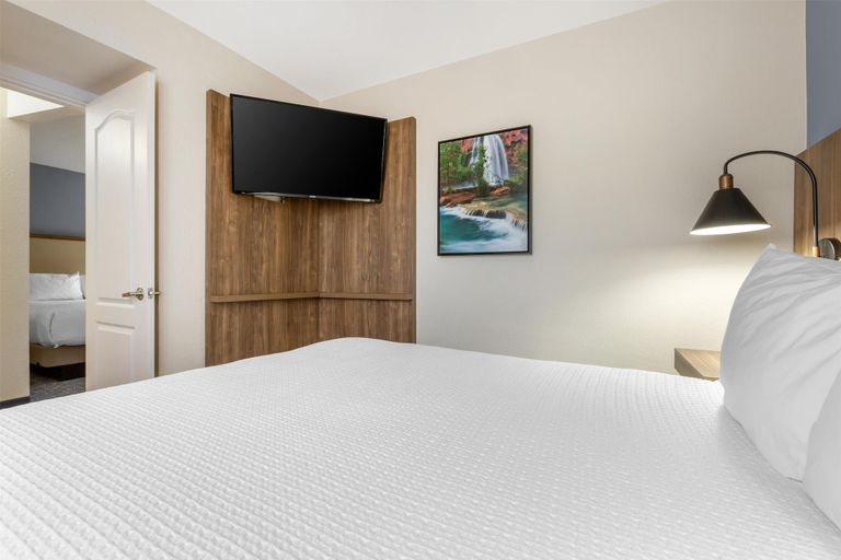 Bedroom 4, Best Western Plus A Wayfarer's Inn and Suites, Mohave