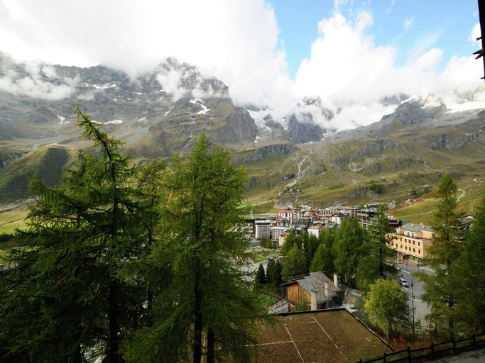 Others 4, Ski Retreat, Slopes of Cervinia, Aosta