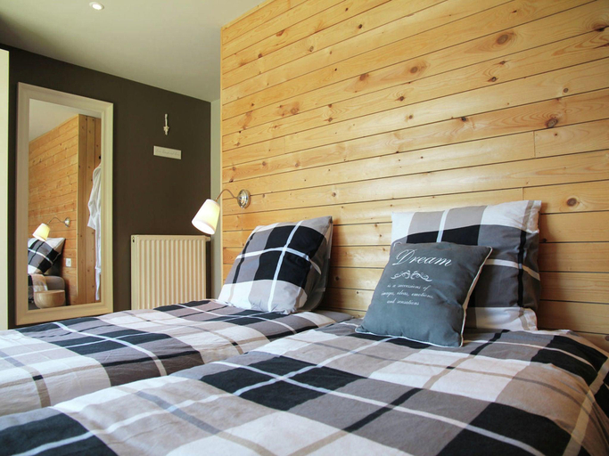 Bedroom 2, Houffalize Forest View Villa, Luxembourg
