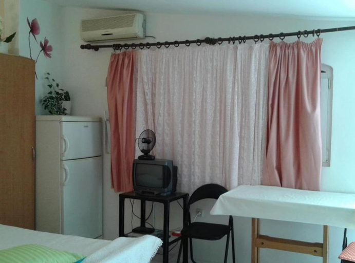Others 4, Apartments Marija in National Park Area, Starigrad