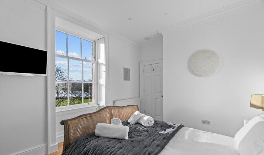 Others 4, Luxury 2 bed Apartment Mount Wise Plymouth Parking, Plymouth