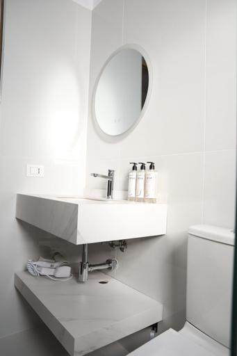Bathroom 3, Doko Hotel, Vlorës