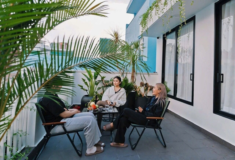 Others 5, EL Where Hotel, District 1