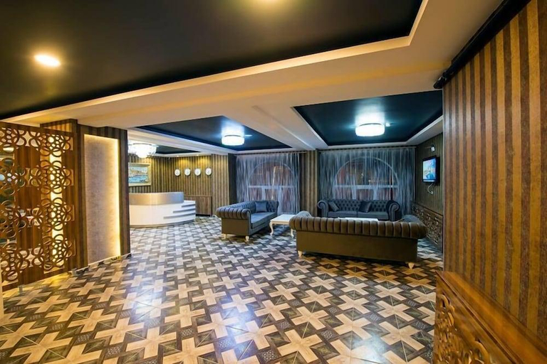 Others 5, Kars-i Sirin Otel, Merkez
