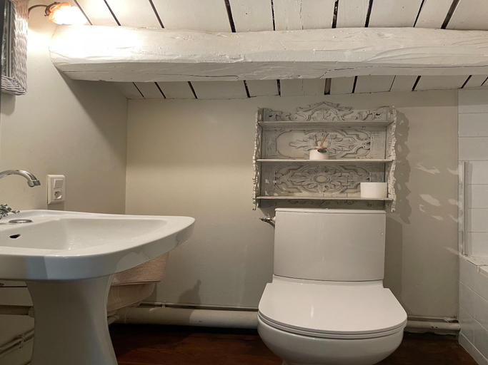 Bathroom 4, Hillside Haven in Courniou, Hérault