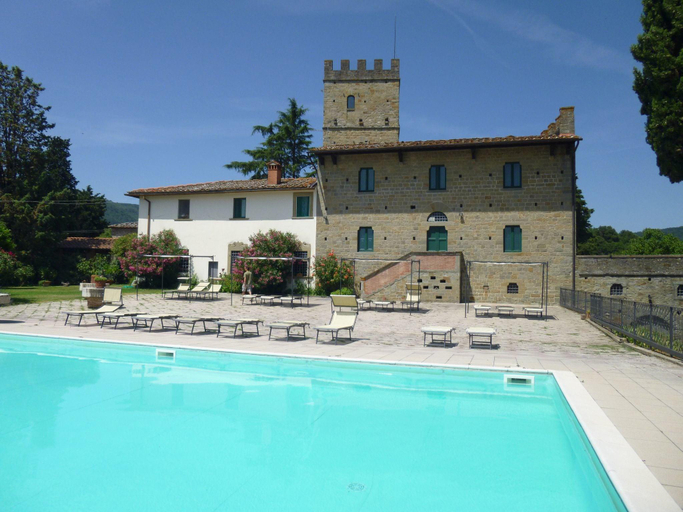 Sport & Beauty 2, Scenic Apartment with Pool, Florence