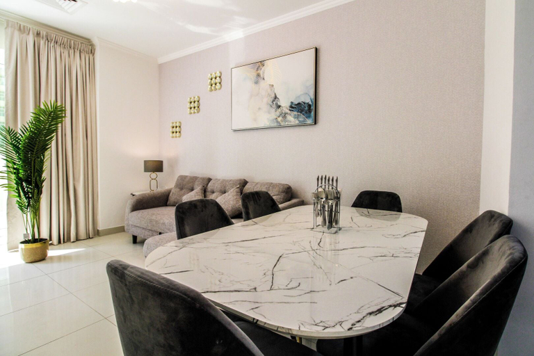 Others 5, Spacious 1BR with Balcony in JLT, Dubai