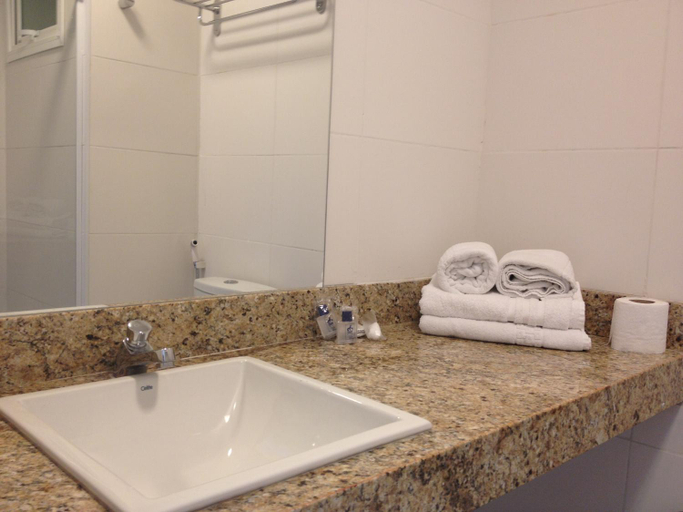 Bathroom 4, Atalaia Apart Hotel, Aracaju