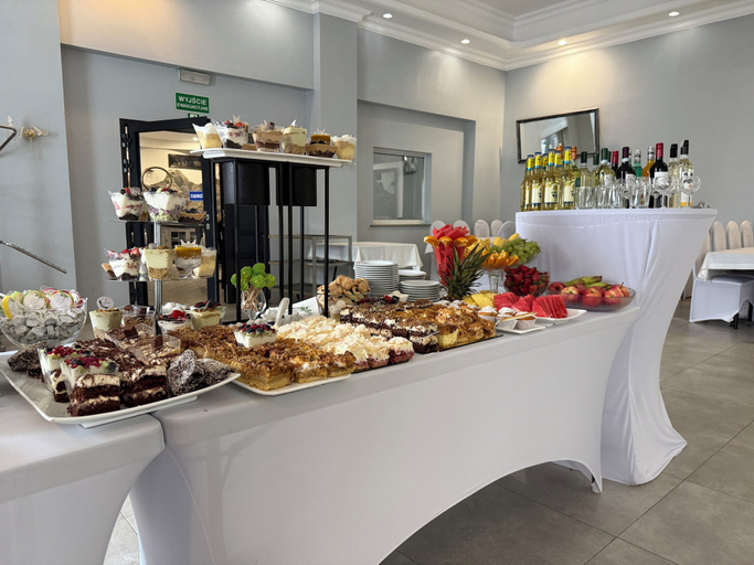 Food & Drinks 5, Noclegi Europa, Bolesławiec