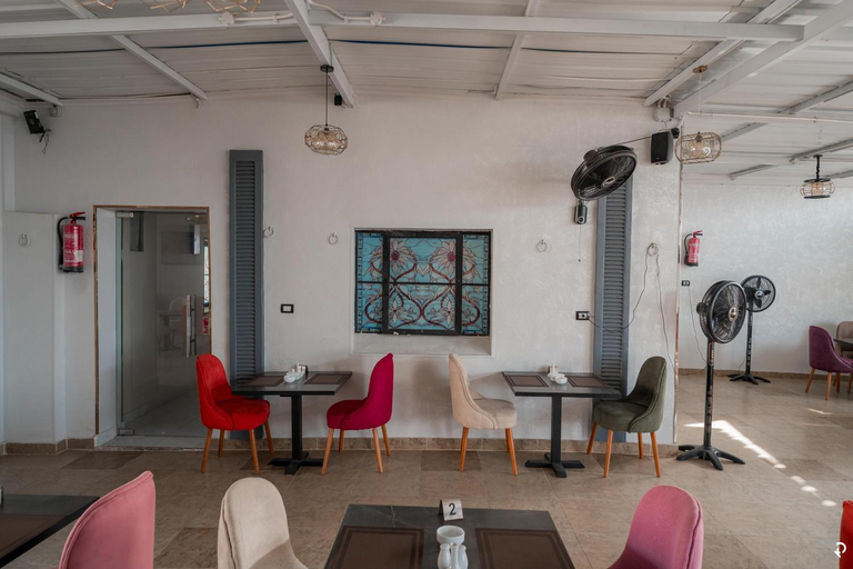 Food & Drinks 4, Golden Hoster, Alexandria