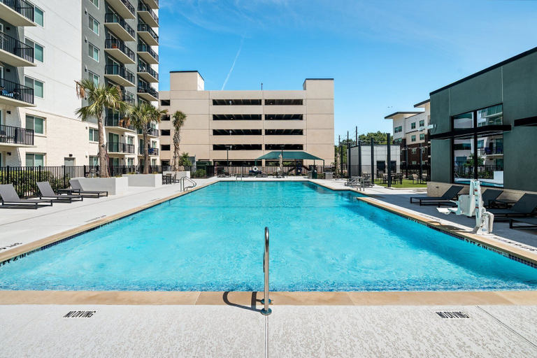 Sport & Beauty 2, Lodgeur Energy Corridor, Houston