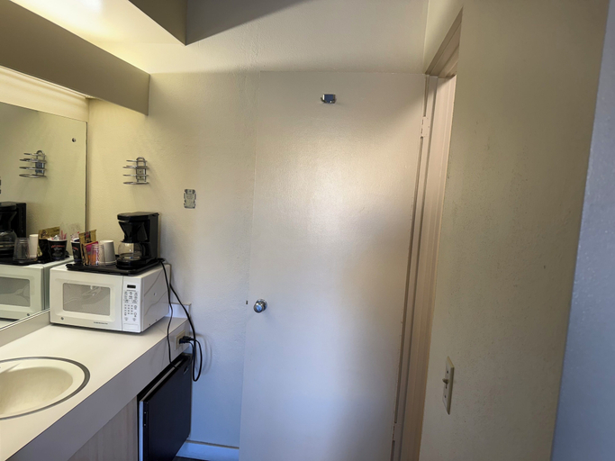 Others 5, Down Towner Inn, Idaho
