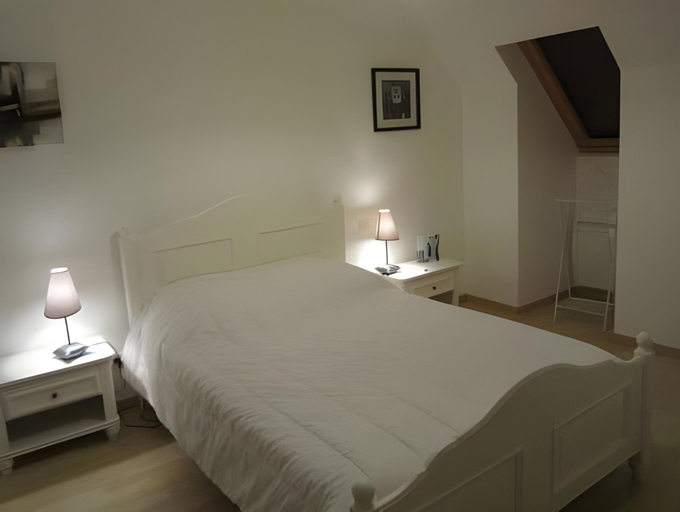 Bedroom 2, Denneville Coastal Escape with garden, Manche