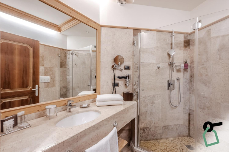 Bathroom 3, HOTIDAY Room Collection - Campiglio Pradalago, Trento