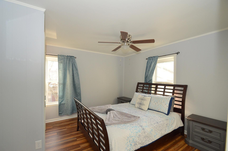 Others 1, Broadway Cottage - Convenient Location!, Morgan
