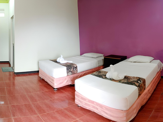 Bedroom 2, Hotel Grand Palm, Malang