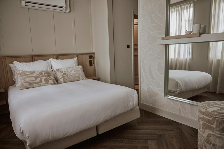 Bedroom 3, Hotel Oostergoo, Boarnsterhim
