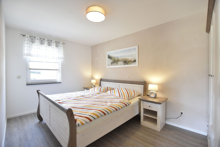 Room 2, Cozy Apartment in Barnekow With Private Terrace, Nordwestmecklenburg