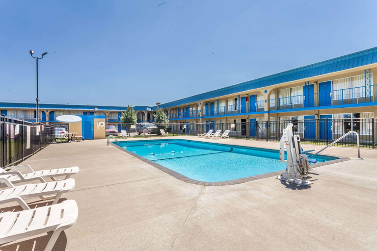 Sport & Beauty 5, Knights Inn Murfreesboro, Rutherford