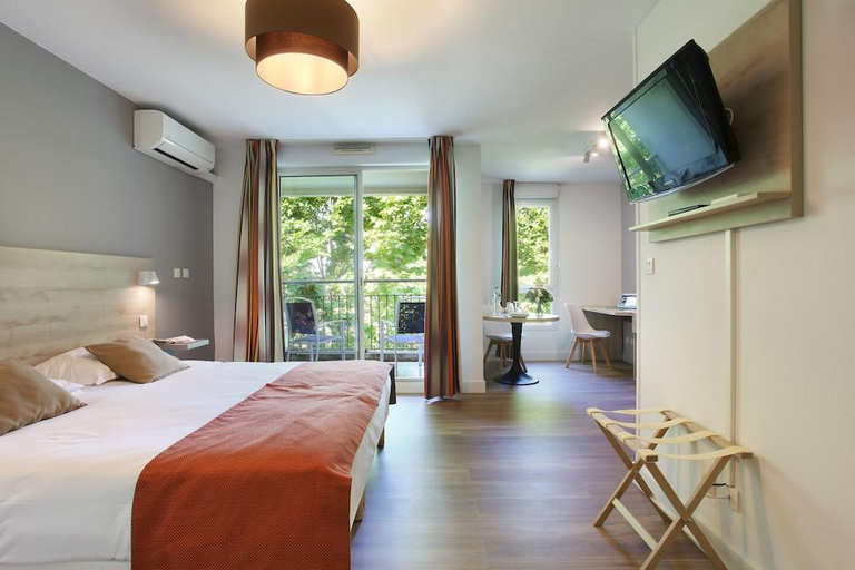 Bedroom 2, Aix en Provence Ouest, Bouches-du-Rhône