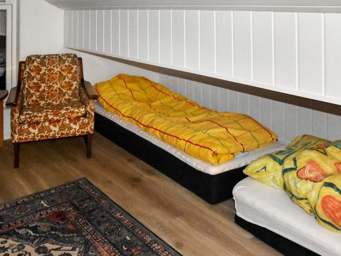 Bedroom 2, person holiday home in Lyngstad, Eide