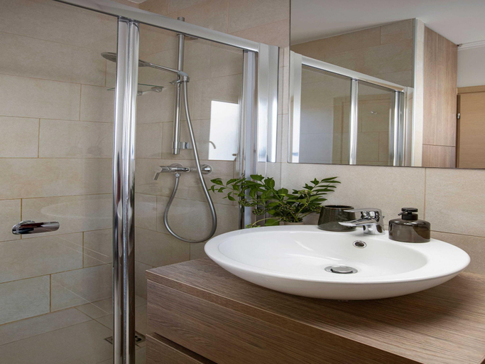 Bathroom 2, Apartment Pantarul - One Bedroom Apartment with City View, Dubrovnik
