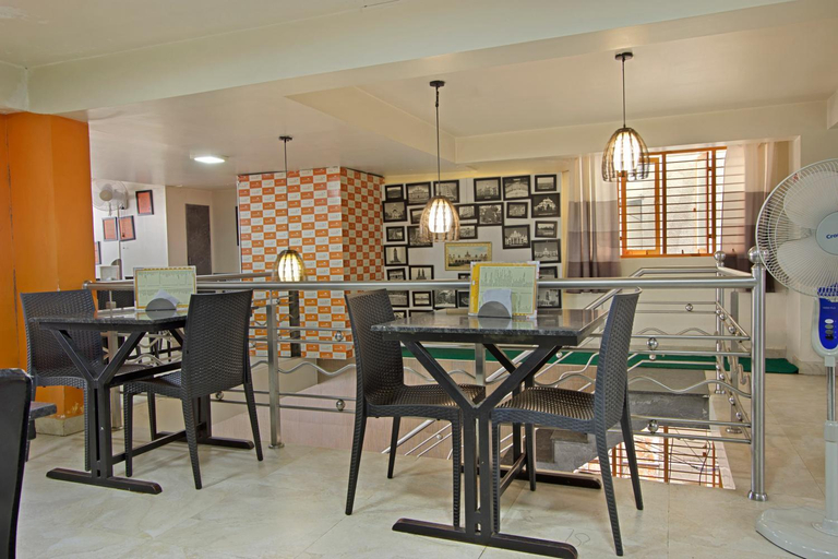 Food & Drinks 5, Mannars Residency, Mysore