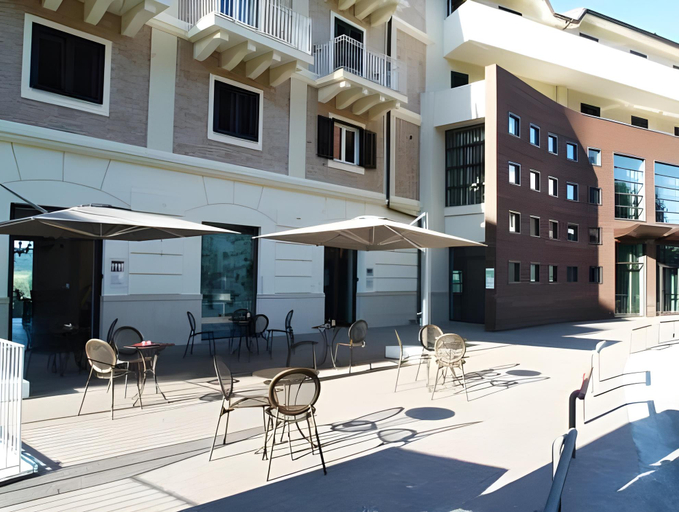 Exterior & Views 2, Hotel Duchessa Della Sila, Cosenza