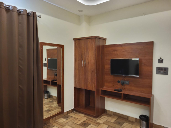Bedroom, Hotel Grand Sharon, Dehradun