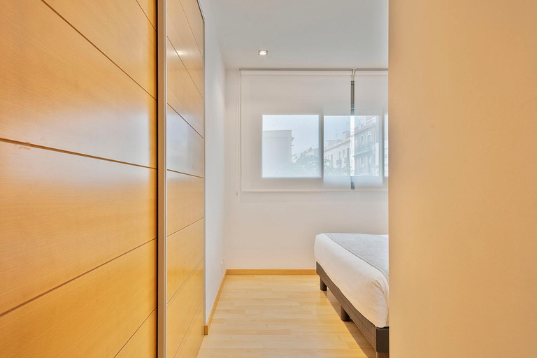 Bedroom 2, Lugaris Rambla Apartments, Barcelona
