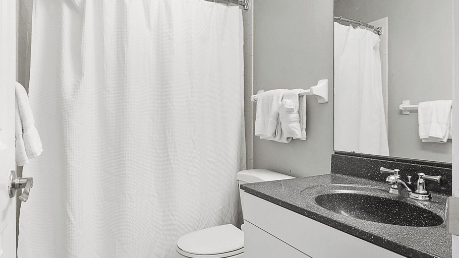 Bathroom 3, Landing Apartments Dayton, Montgomery