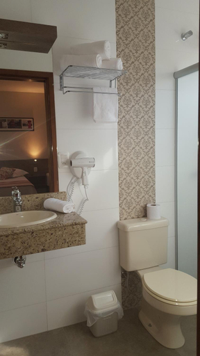 Bathroom 3, Hotel Recanto, Lajedão