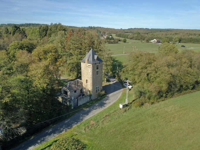 Others 3, Attractive Holiday Home in Marche-en-Famenne with Garden, Namur