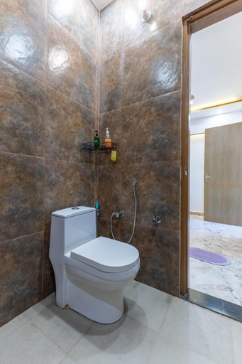 Bathroom 3, A radiant villa on the Ganges, Garhwal