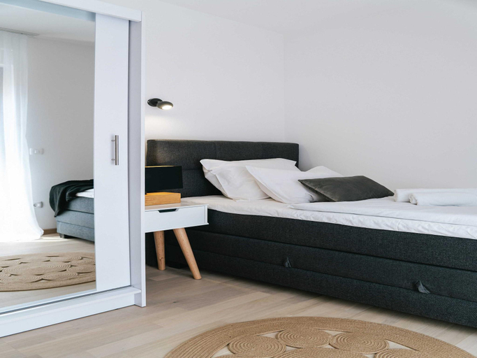 Bedroom 3, Villa La Ze - Three Bedroom Villa with Swimming Pool, Rogoznica