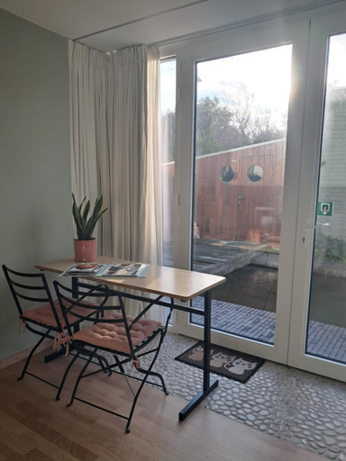 Others 2, Home Away, West-Vlaanderen
