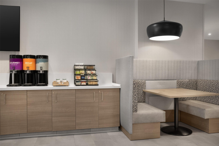 Food & Drinks 4, Home2 Suites By Hilton Rohnert Park Sonoma County, Sonoma