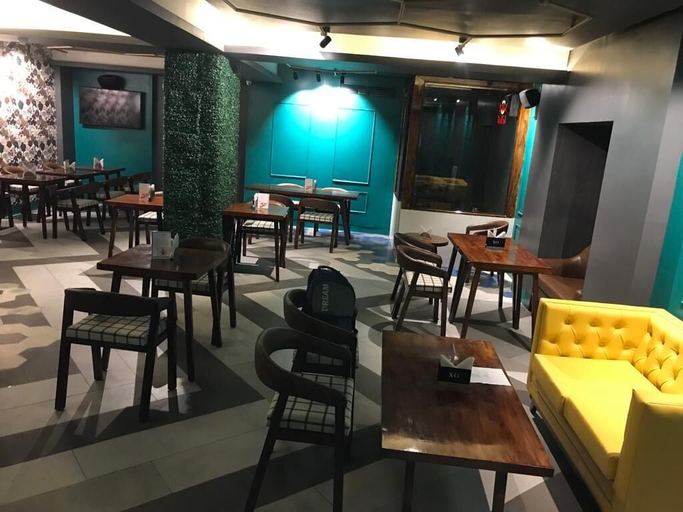 Food & Drinks, Yaarnest, Kamrup Metropolitan