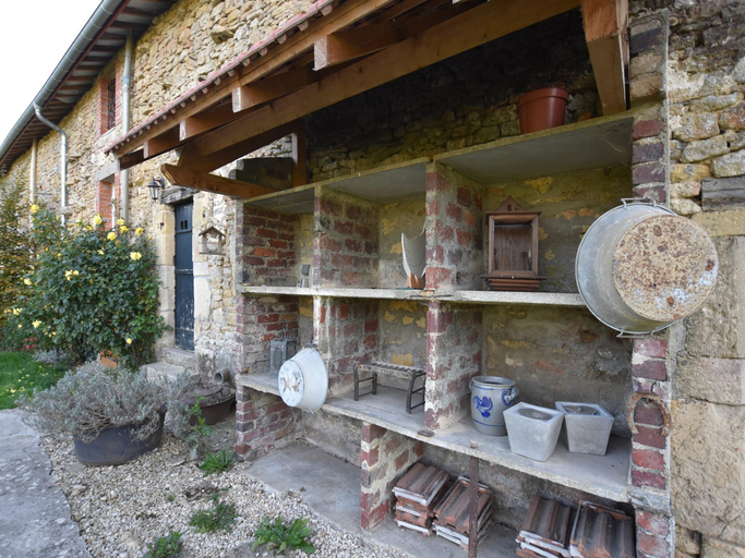 Others 5, Quaint Holiday Home in Tailly, Ardennes