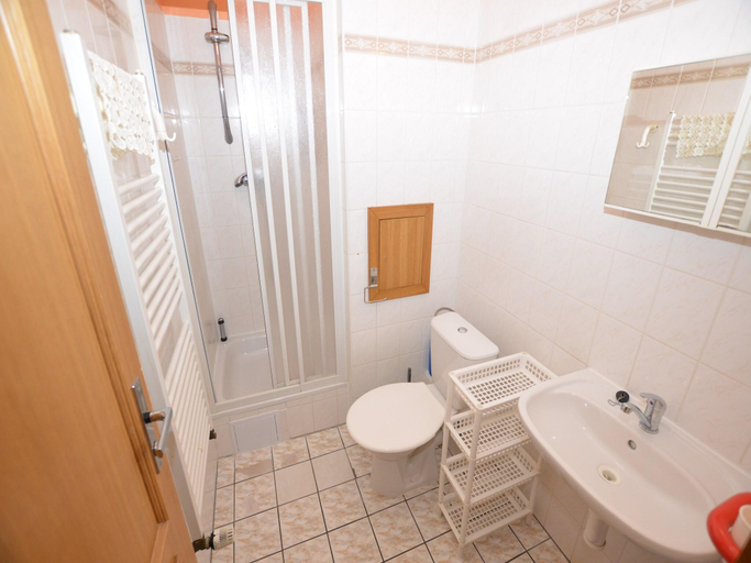 Bathroom, Jachymov Ski & City Stay, Karlovy Vary