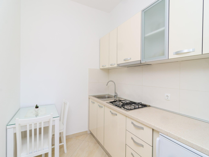 Others 4, Apartments  Rooms Barisic - Standard Studio Apartment with Balcony and Garden View G1-6, Župa Dubrovačka