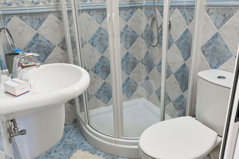 Bathroom 3, A Cosy Nest Overlooking The Sea