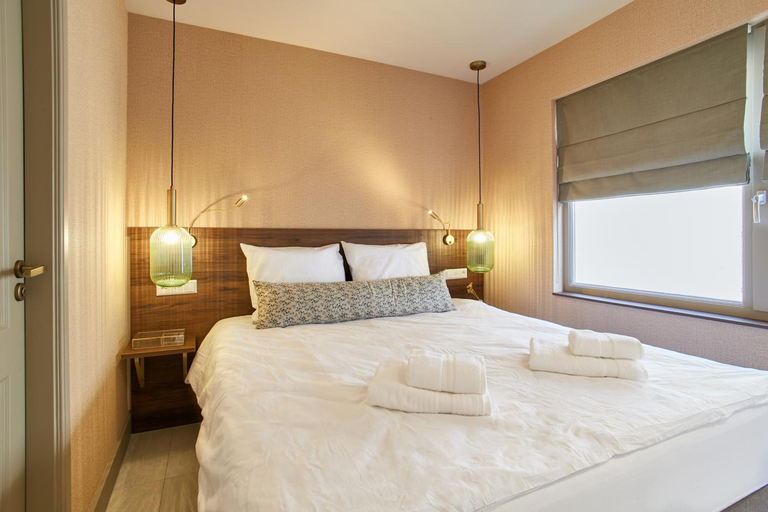 5, Seaside design apartment, The Hague